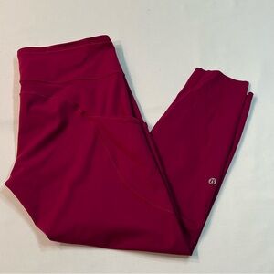 Lululemon Fast and Free High-Rise Tight 25"
Magenta Purple Size 12